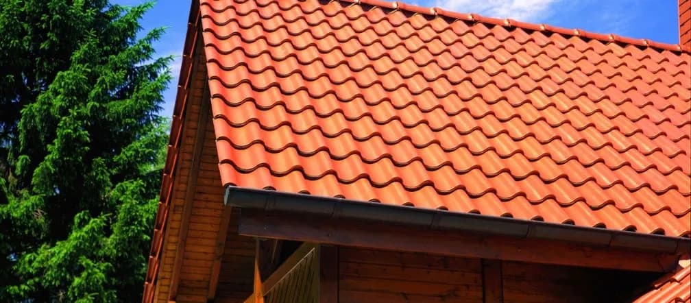 Czym ciąć dachówkę ceramiczną, aby uniknąć pęknięć i uszkodzeń?