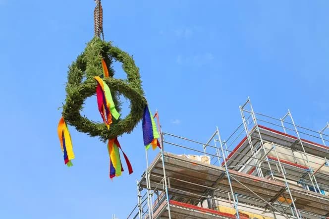 Jak zrobić wiechę na dach - krok po kroku do tradycyjnej dekoracji